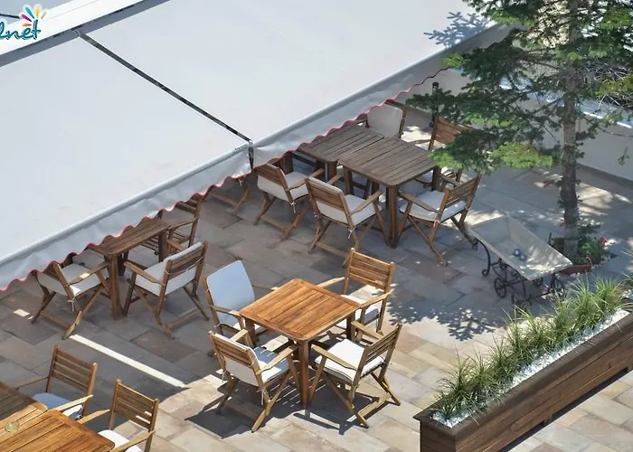 Tunan Hotell Ayvalı