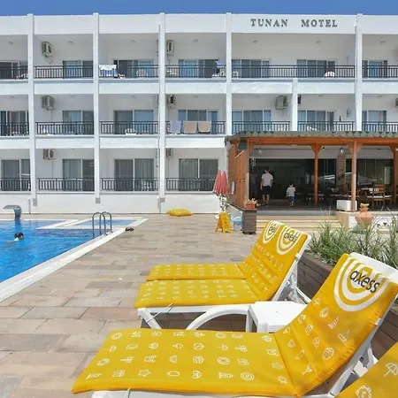 Tunan Ayvalik